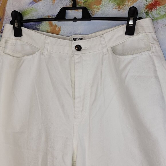 White Future Collective High-Waisted Straight Leg Jeans with cutout front pocket - Picture 2 of 8